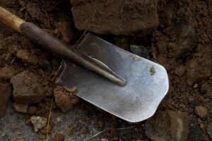 Labor Day 2025 – Honoring American Workers 5 tools 2787774 640